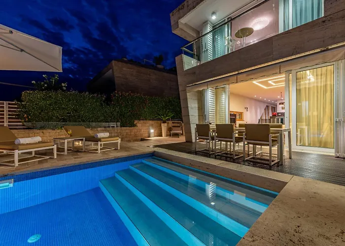 Camelia Zadarvillas Petrčane